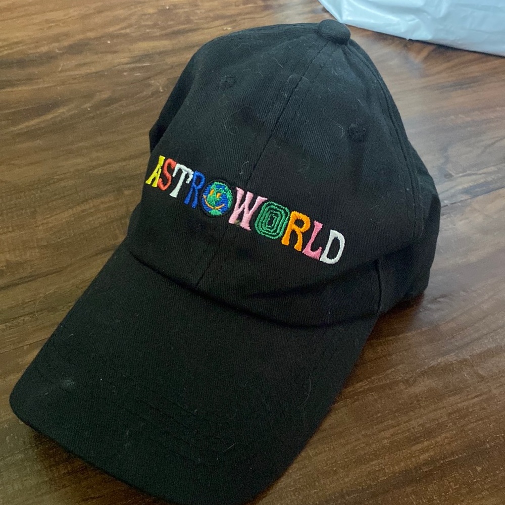 astroworld hat!